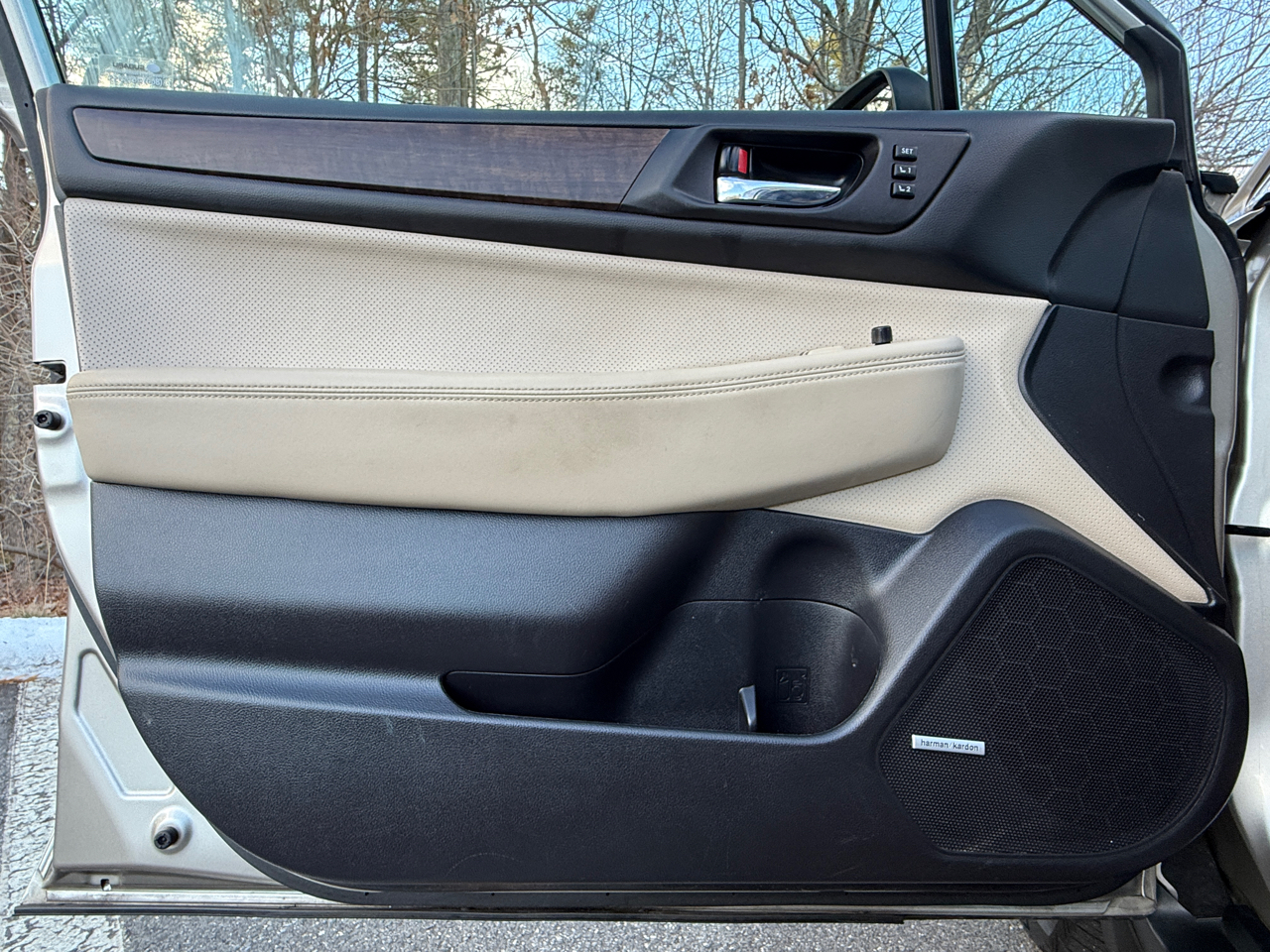 Subaru Outback 4dr Wgn 2.5i Limited PZEV 2016