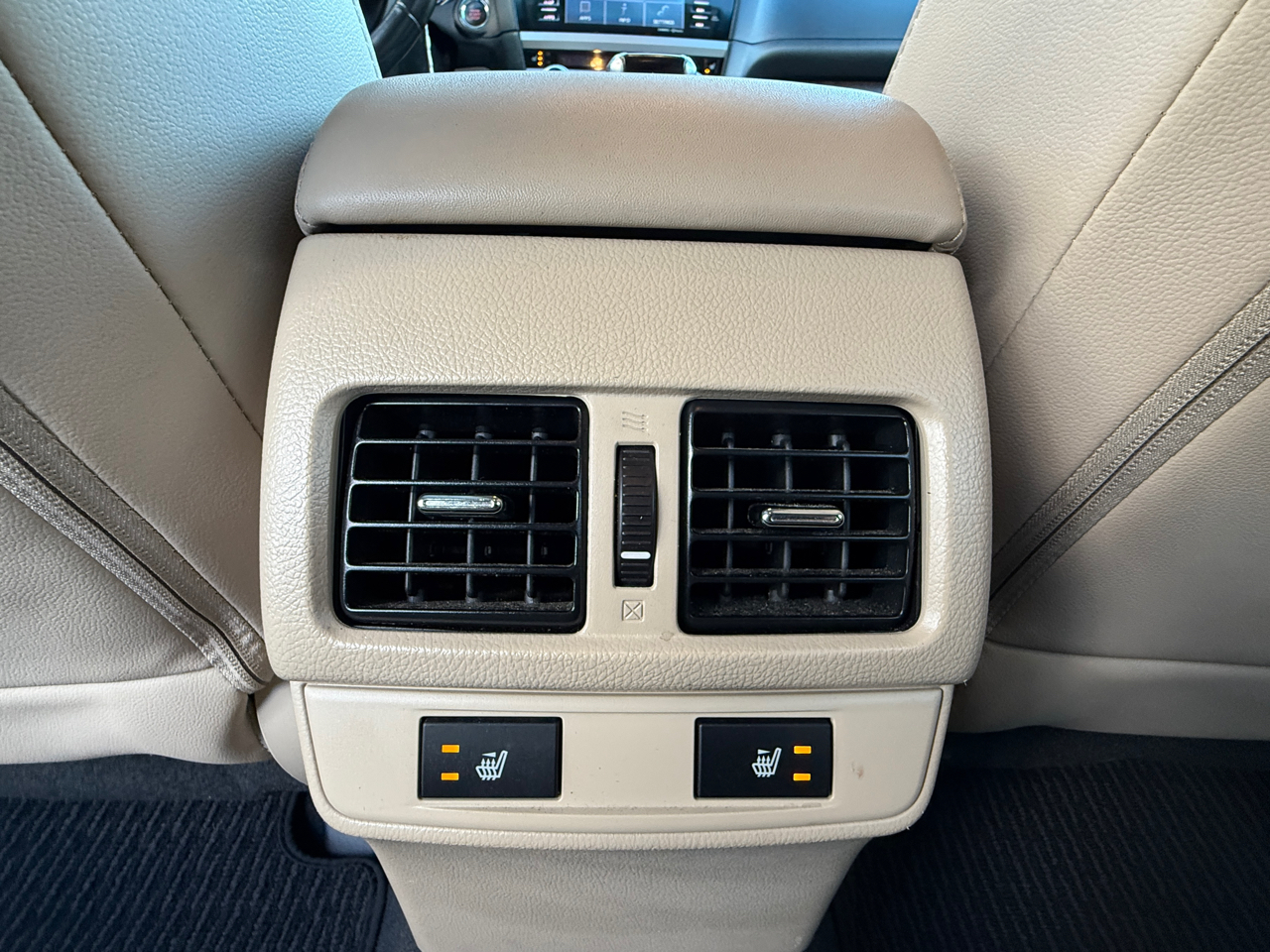 Subaru Outback 4dr Wgn 2.5i Limited PZEV 2016