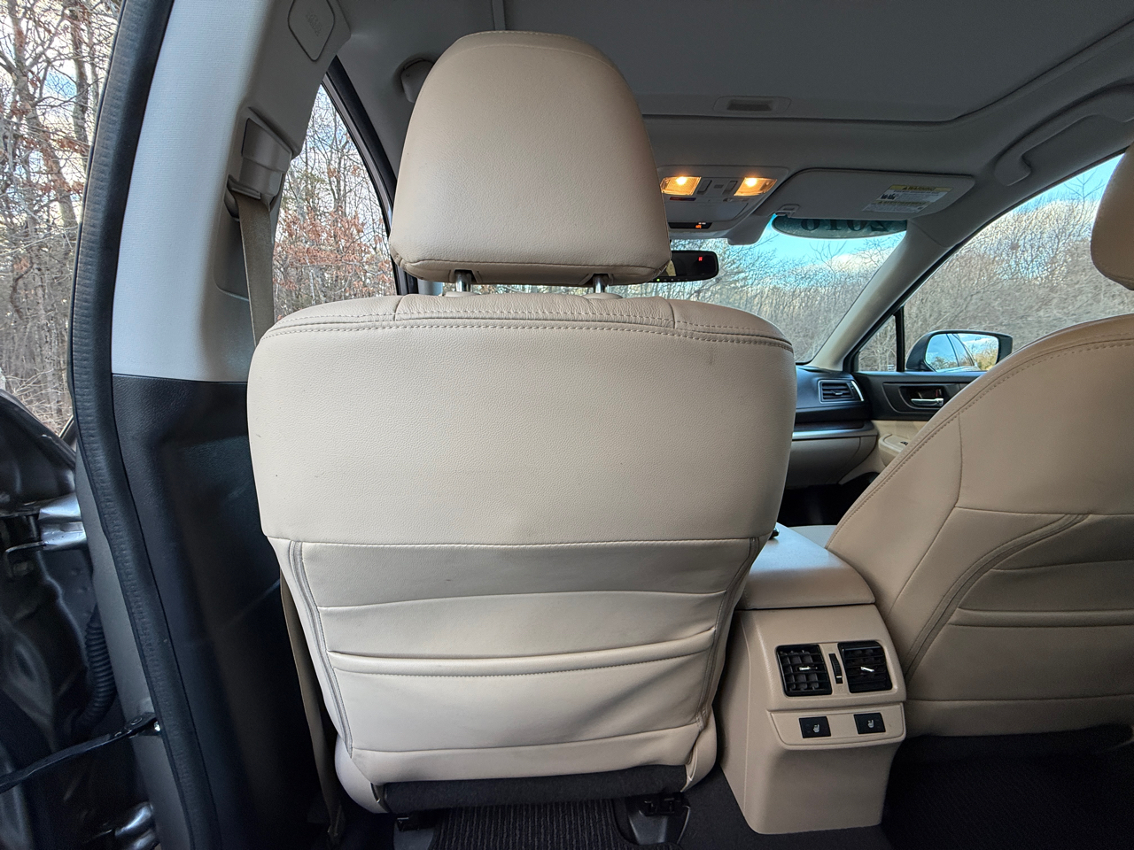 Subaru Outback 4dr Wgn 2.5i Limited PZEV 2016