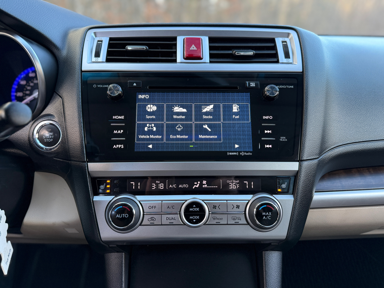 Subaru Outback 4dr Wgn 2.5i Limited PZEV 2016