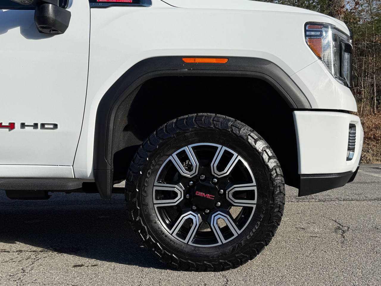 GMC Sierra 2500HD 4WD Crew Cab 159" AT4 2021