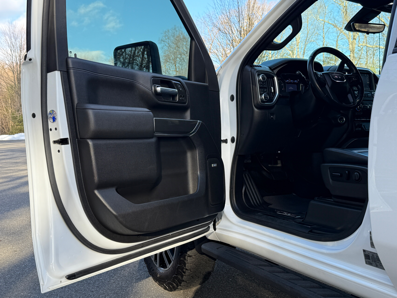 GMC Sierra 2500HD 4WD Crew Cab 159" AT4 2021