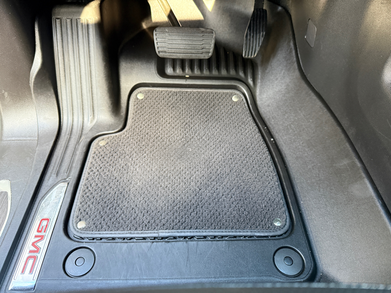 GMC Sierra 2500HD 4WD Crew Cab 159" AT4 2021