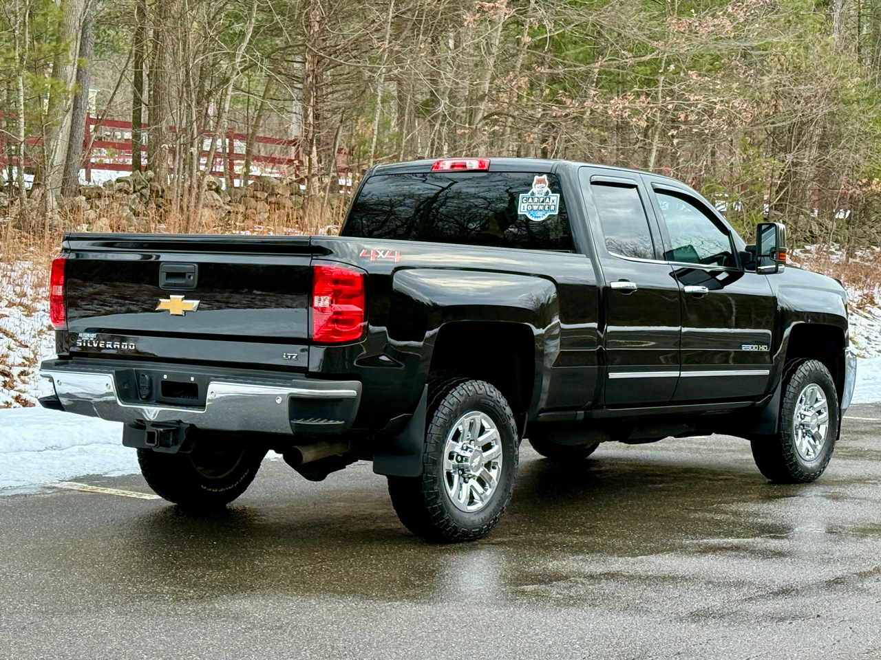Chevrolet Silverado 2500HD 4WD Double Cab 144.2" LTZ 2018