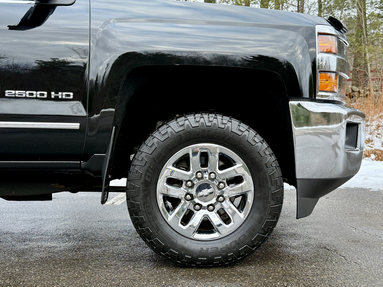 Chevrolet Silverado 2500HD 4WD Double Cab 144.2" LTZ 2018