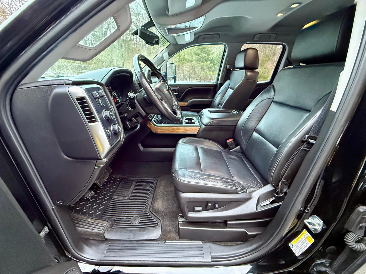 Chevrolet Silverado 2500HD 4WD Double Cab 144.2" LTZ 2018