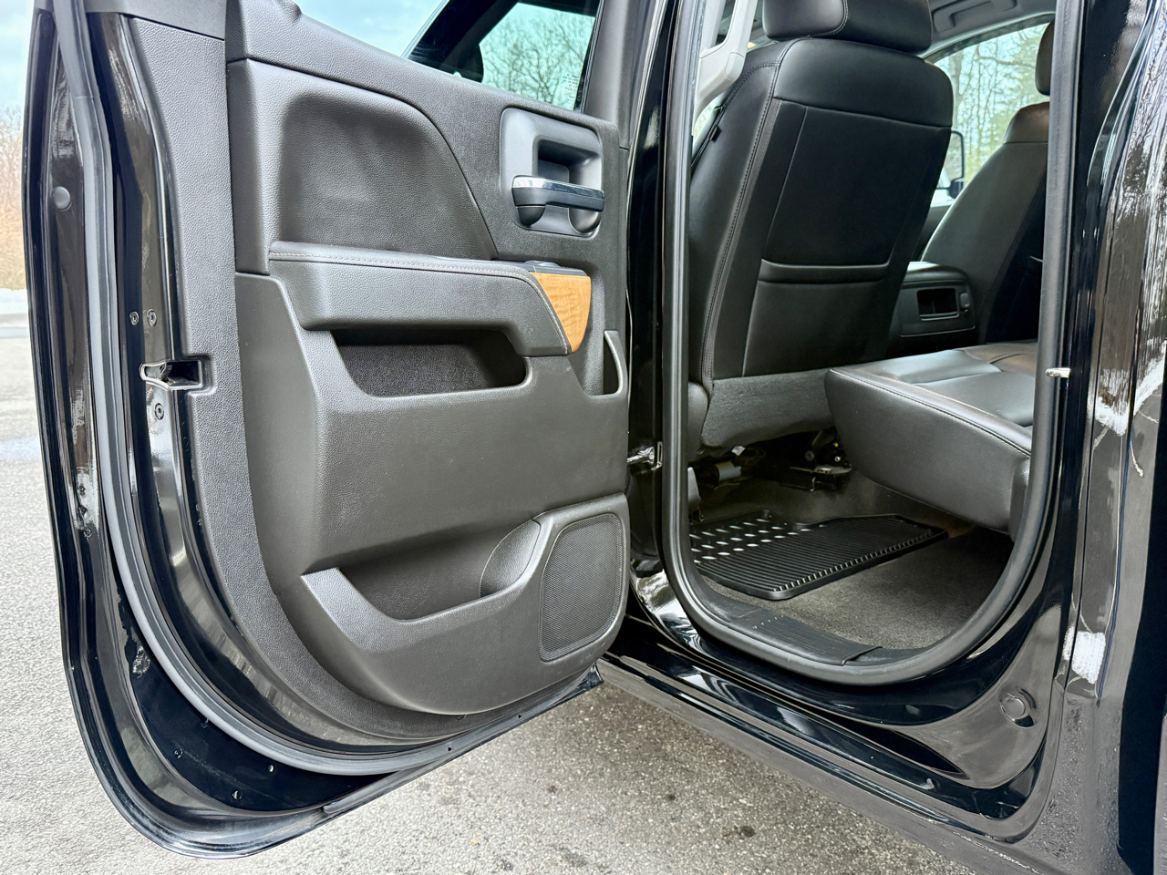 Chevrolet Silverado 2500HD 4WD Double Cab 144.2" LTZ 2018