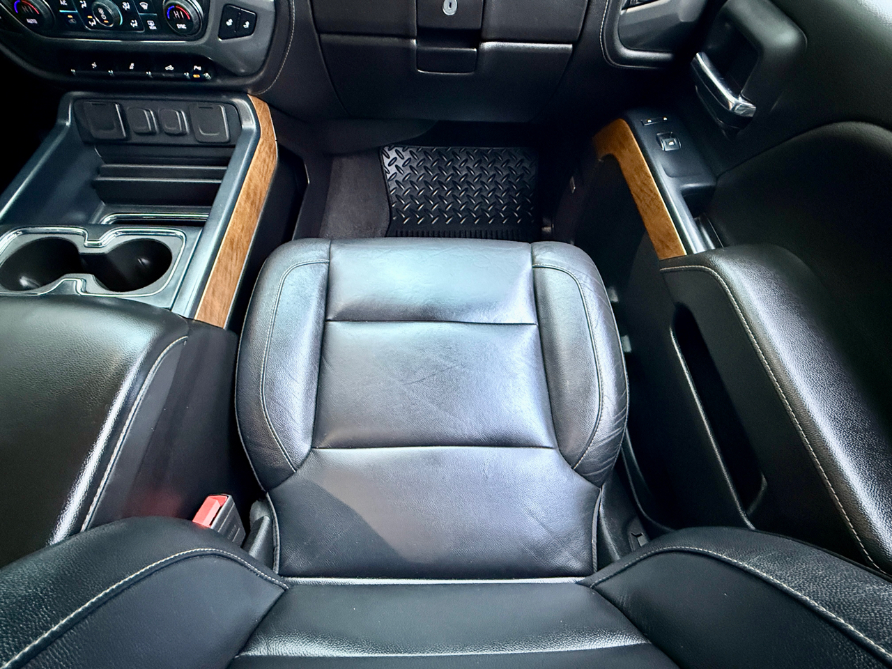 Chevrolet Silverado 2500HD 4WD Double Cab 144.2" LTZ 2018