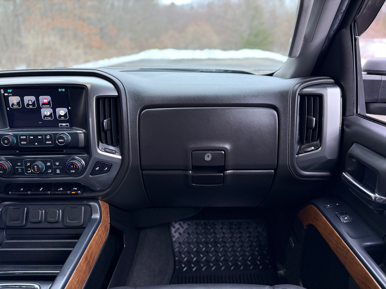 Chevrolet Silverado 2500HD 4WD Double Cab 144.2" LTZ 2018