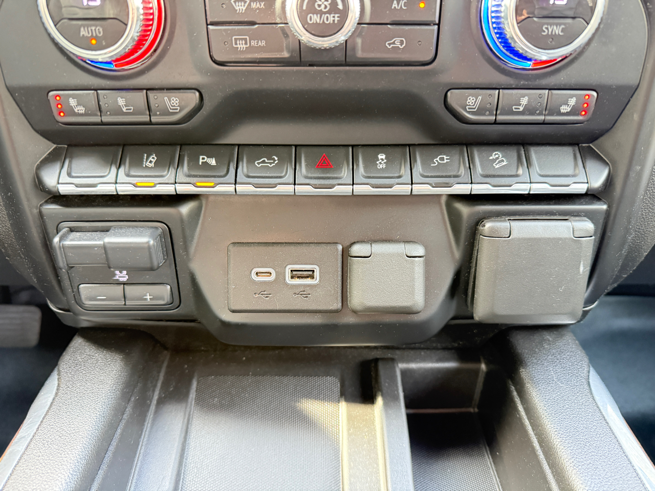 GMC Sierra 2500HD 4WD Crew Cab 159" Denali 2021