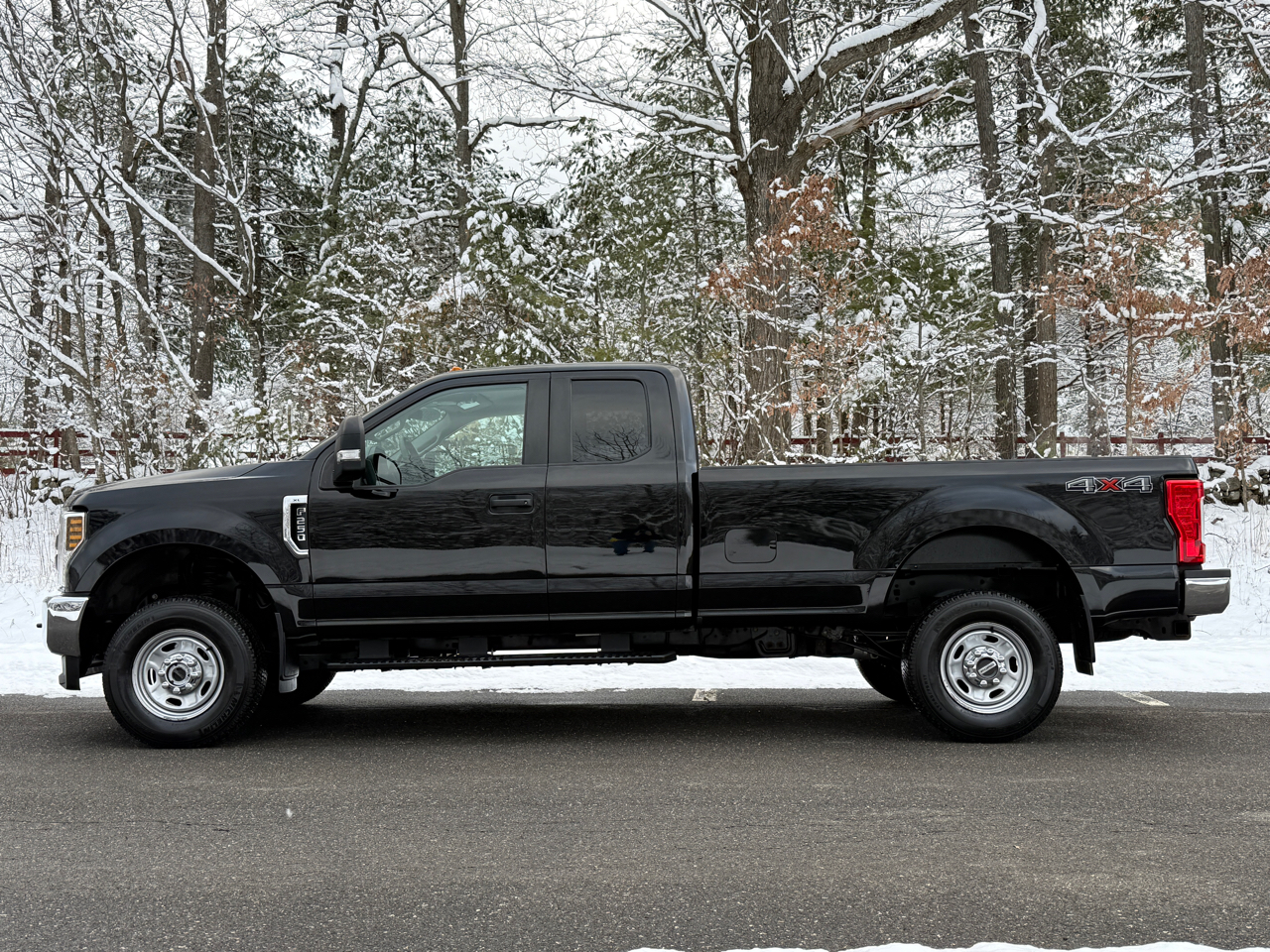 2019 Ford Super Duty F-250 SRW XL 4WD SuperCab 8' Box