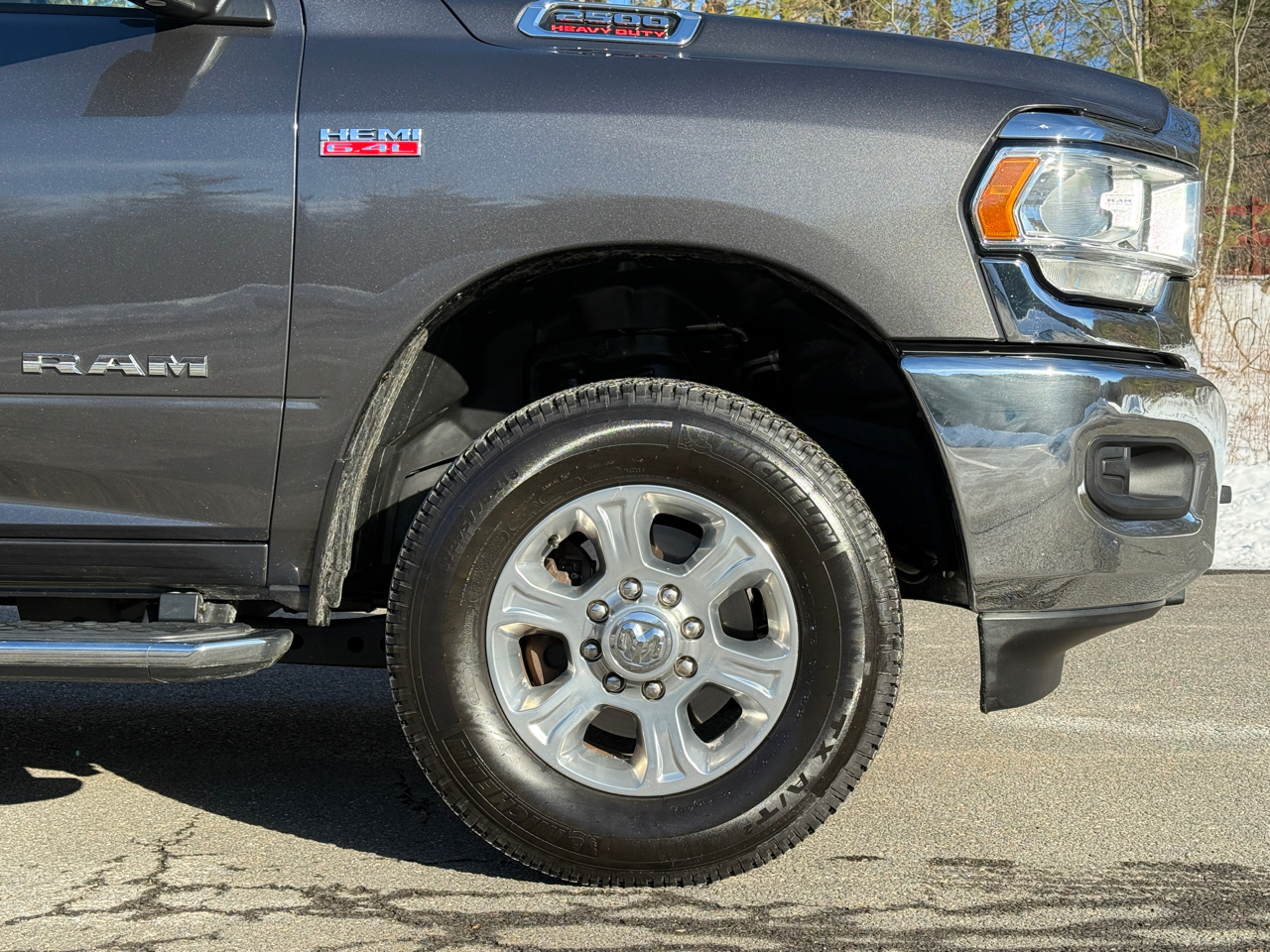 RAM 2500 Big Horn 4x4 Crew Cab 6'4" Box 2019