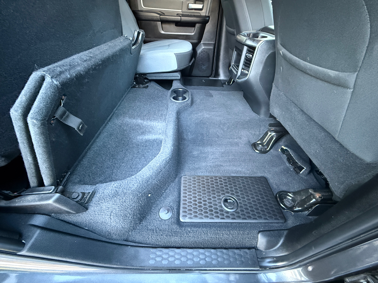 RAM 2500 Big Horn 4x4 Crew Cab 6'4" Box 2019