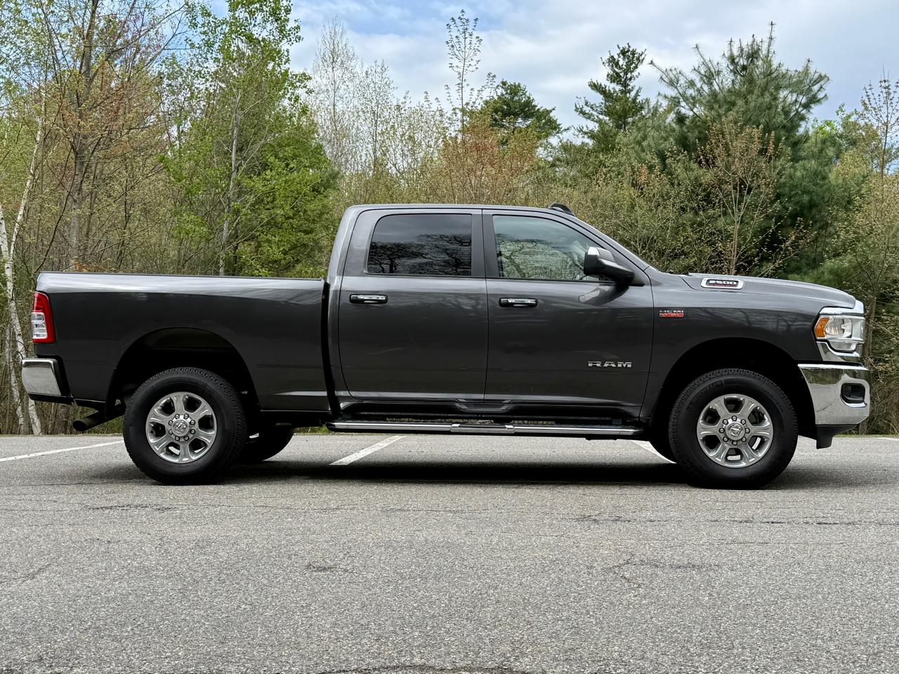 RAM 2500 Big Horn 4x4 Crew Cab 6'4" Box 2019