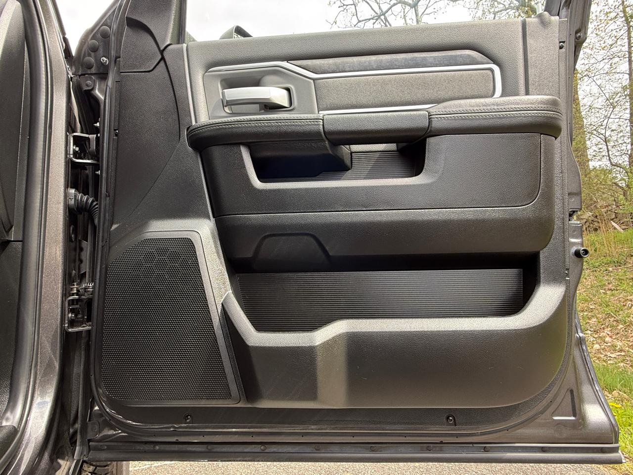 RAM 2500 Big Horn 4x4 Crew Cab 6'4" Box 2019
