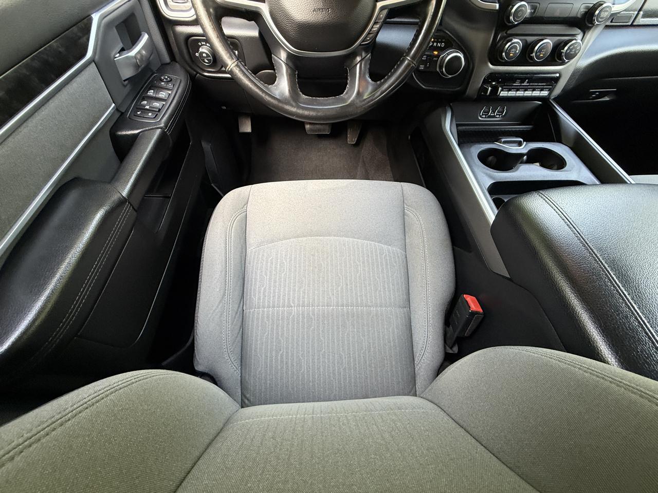 RAM 2500 Big Horn 4x4 Crew Cab 6'4" Box 2019