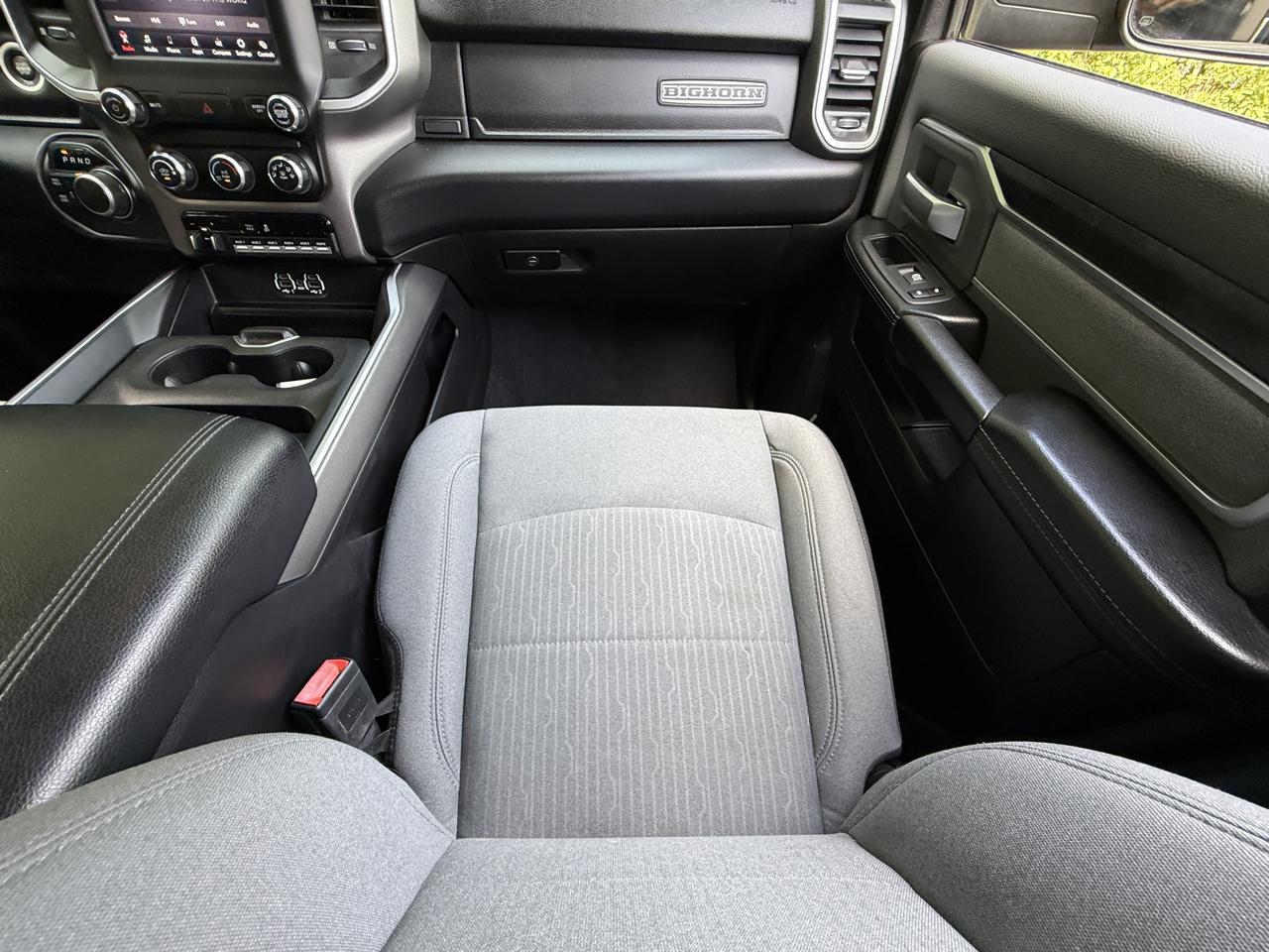 RAM 2500 Big Horn 4x4 Crew Cab 6'4" Box 2019