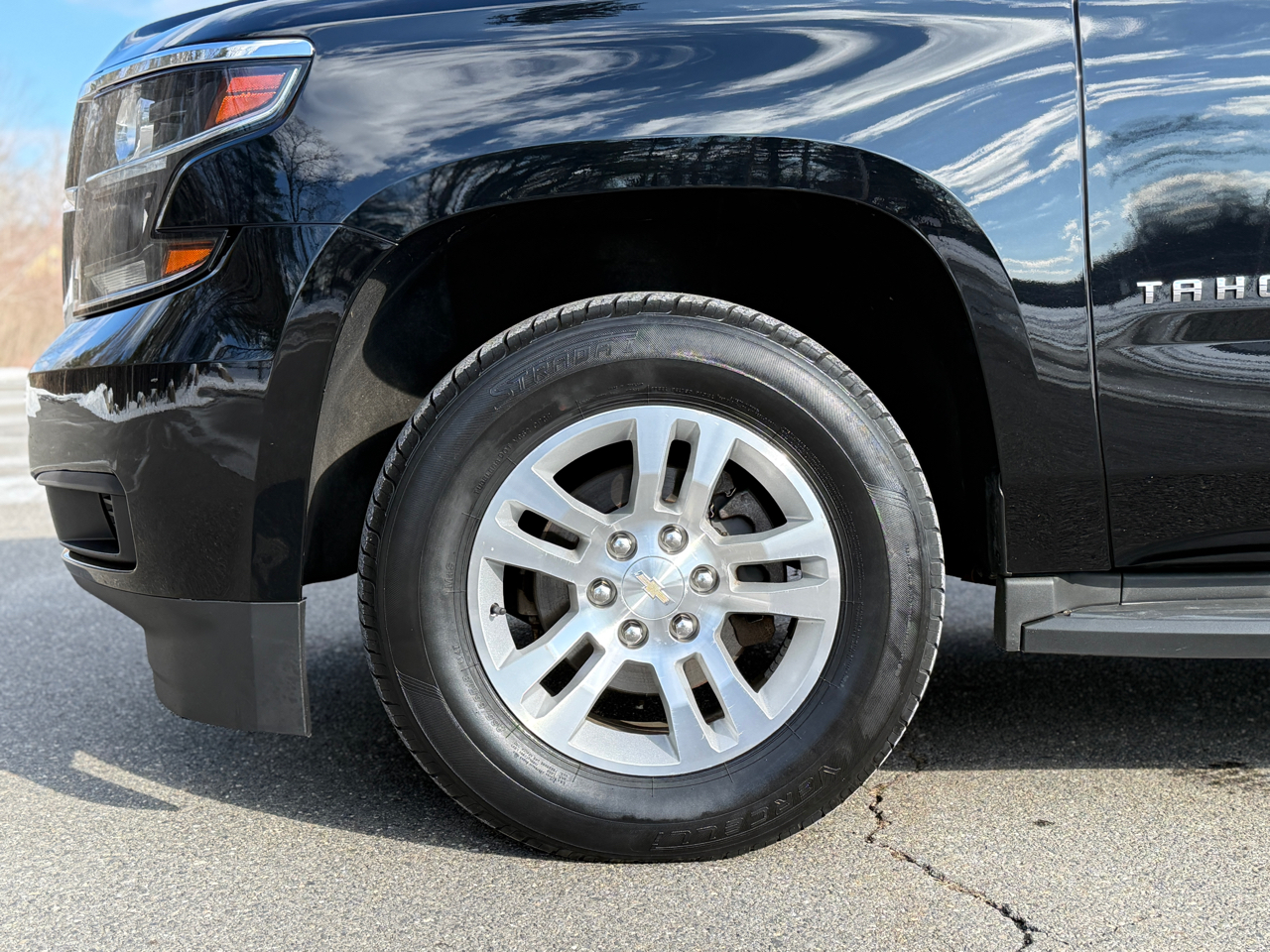 Chevrolet Tahoe 4WD 4dr LS 2017