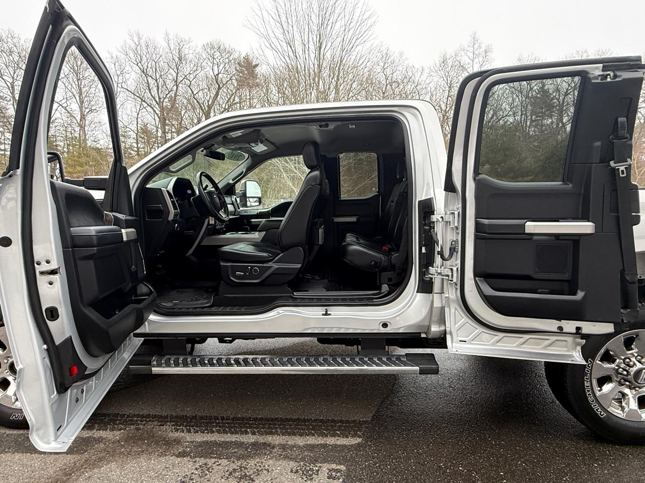 Ford Super Duty F-250 SRW Lariat 4WD SuperCab 6.75' Box 2019