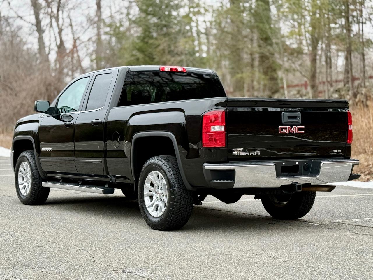 GMC Sierra 1500 4WD Double Cab 143.5" SLE 2018