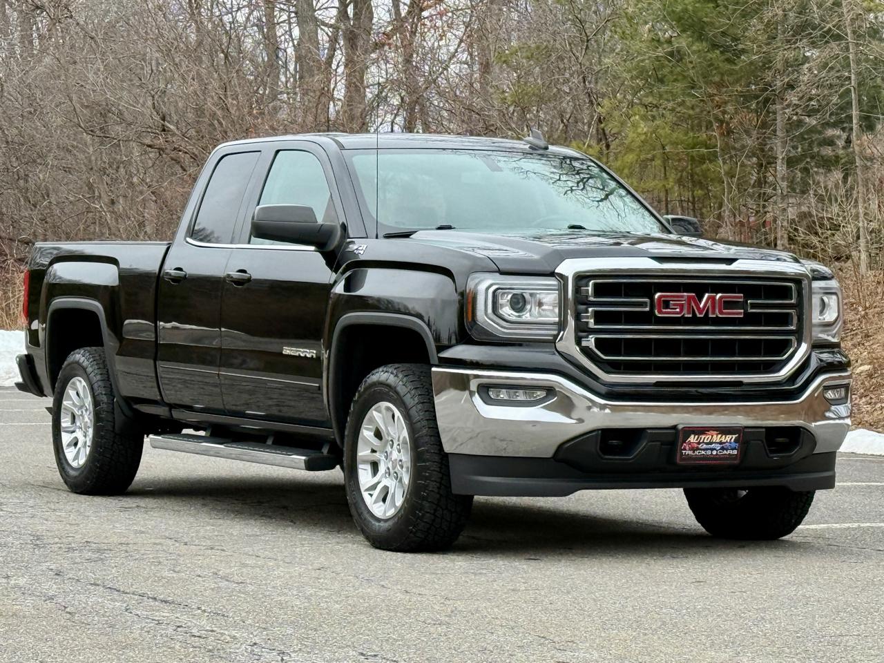 GMC Sierra 1500 4WD Double Cab 143.5" SLE 2018