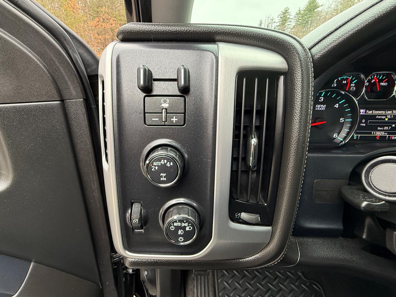 GMC Sierra 1500 4WD Double Cab 143.5" SLE 2018