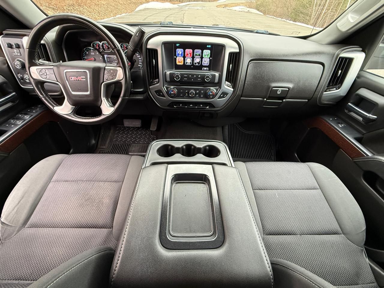 GMC Sierra 1500 4WD Double Cab 143.5" SLE 2018