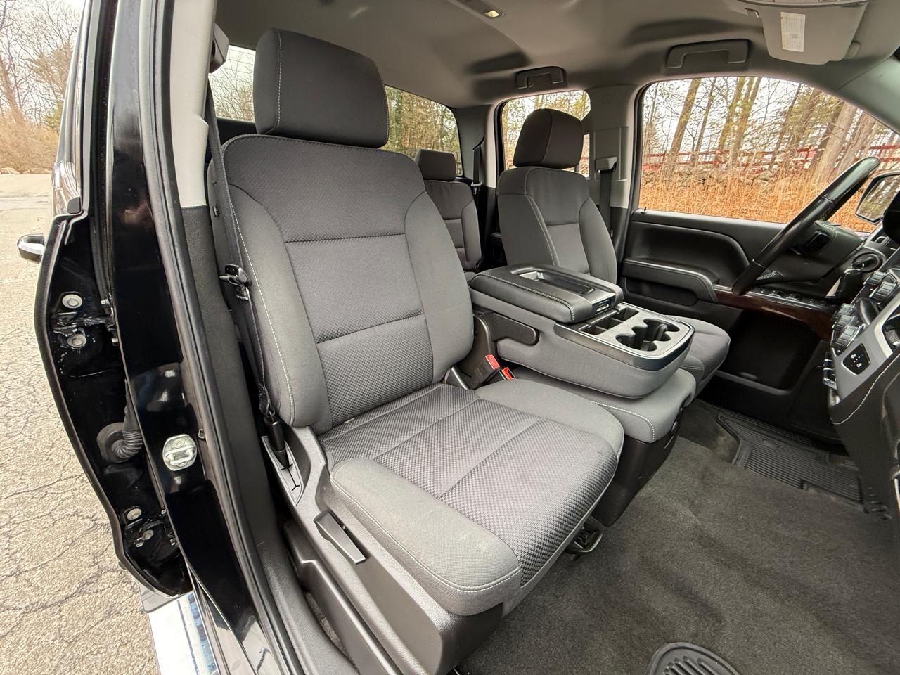 GMC Sierra 1500 4WD Double Cab 143.5" SLE 2018