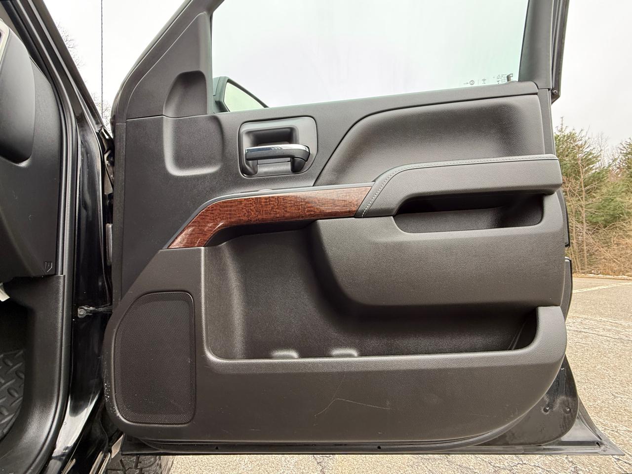 GMC Sierra 1500 4WD Double Cab 143.5" SLE 2018