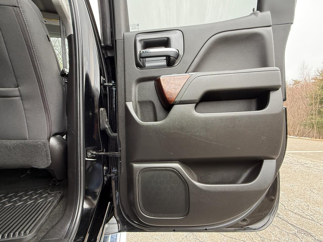 GMC Sierra 1500 4WD Double Cab 143.5" SLE 2018