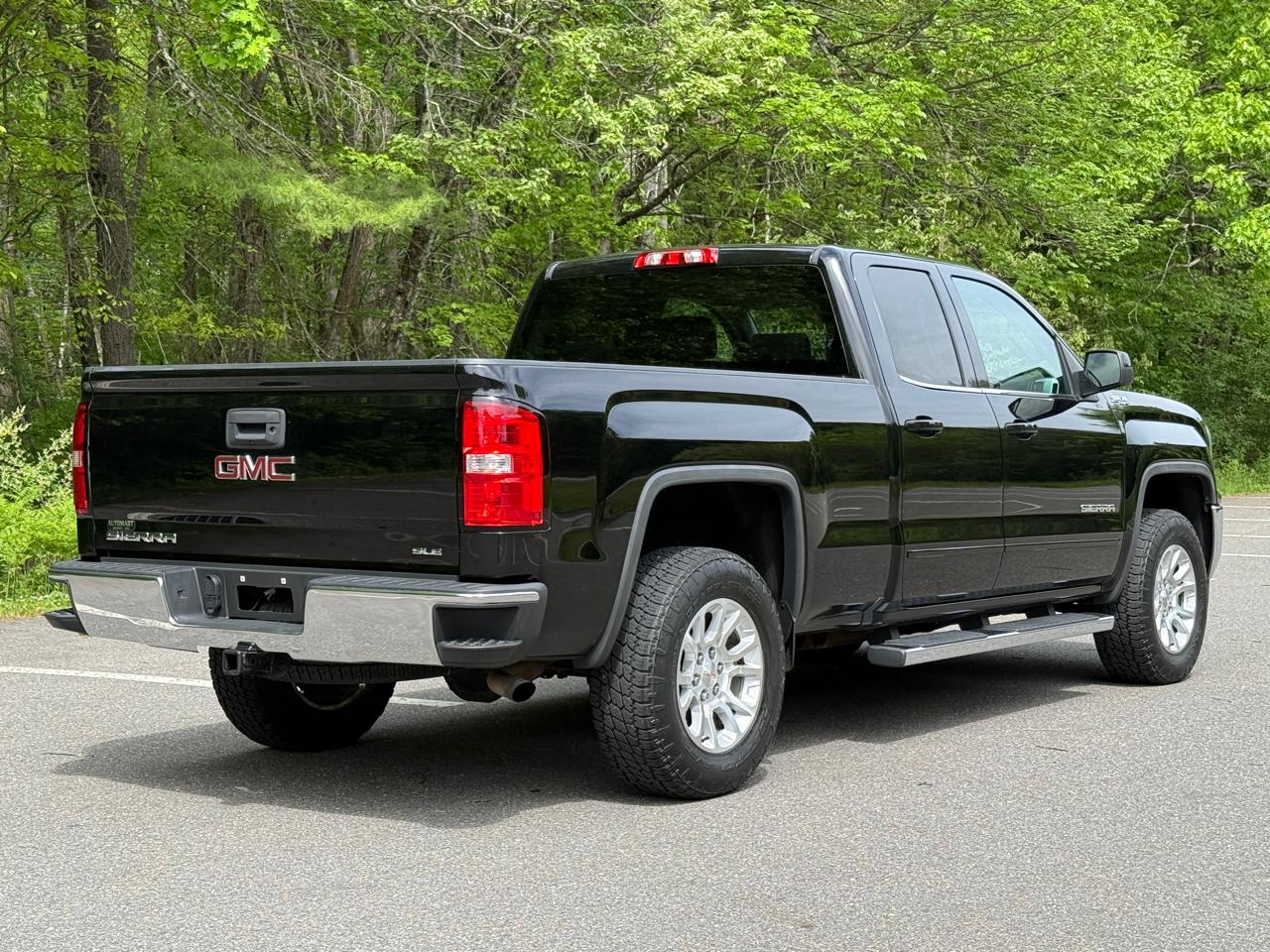 GMC Sierra 1500 4WD Double Cab 143.5" SLE 2018