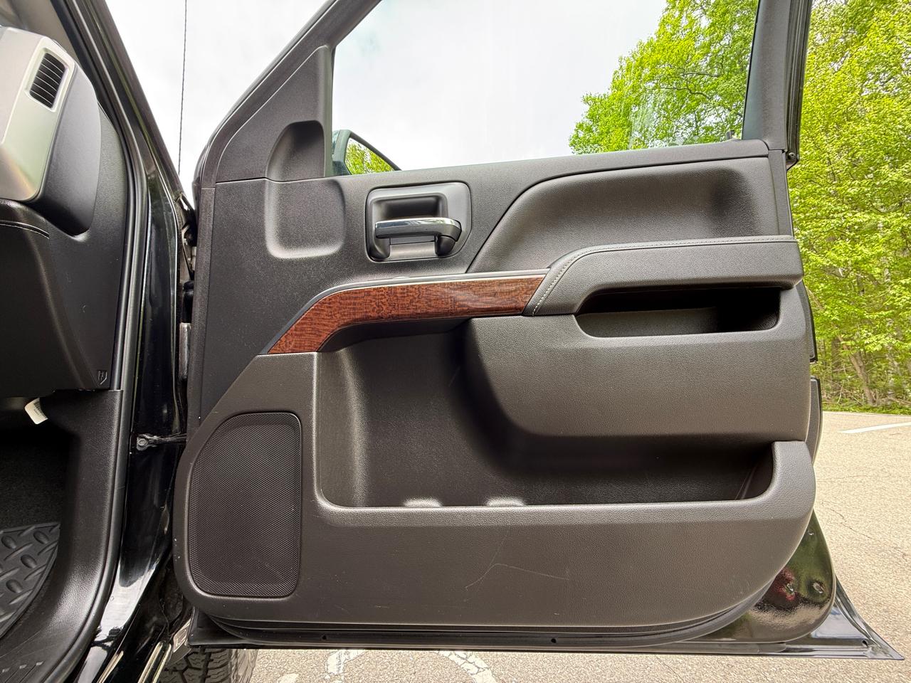 GMC Sierra 1500 4WD Double Cab 143.5" SLE 2018