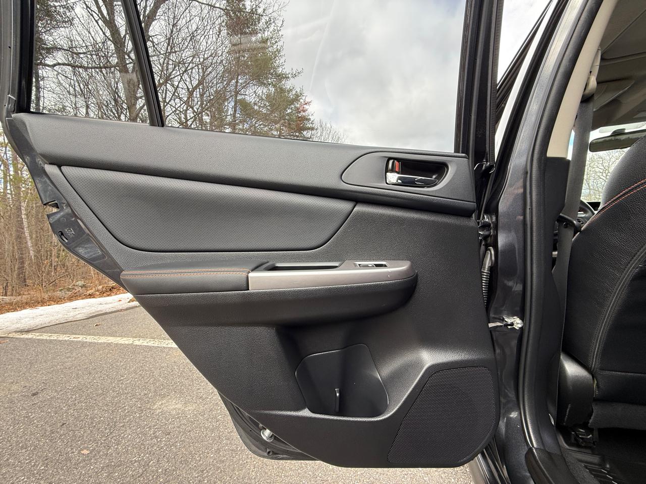 Subaru Crosstrek 2.0i Limited CVT 2017