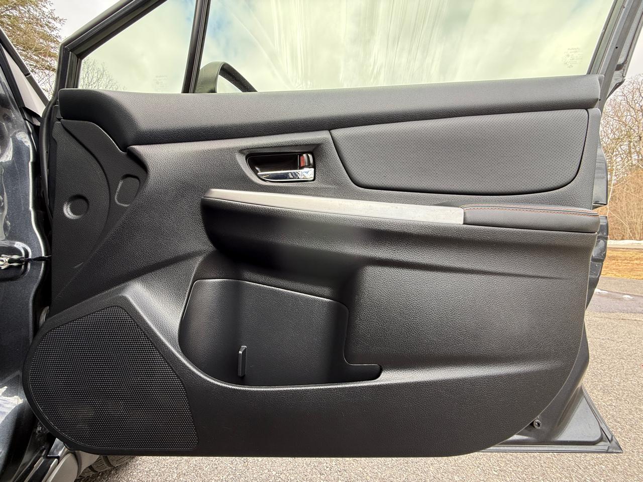 Subaru Crosstrek 2.0i Limited CVT 2017