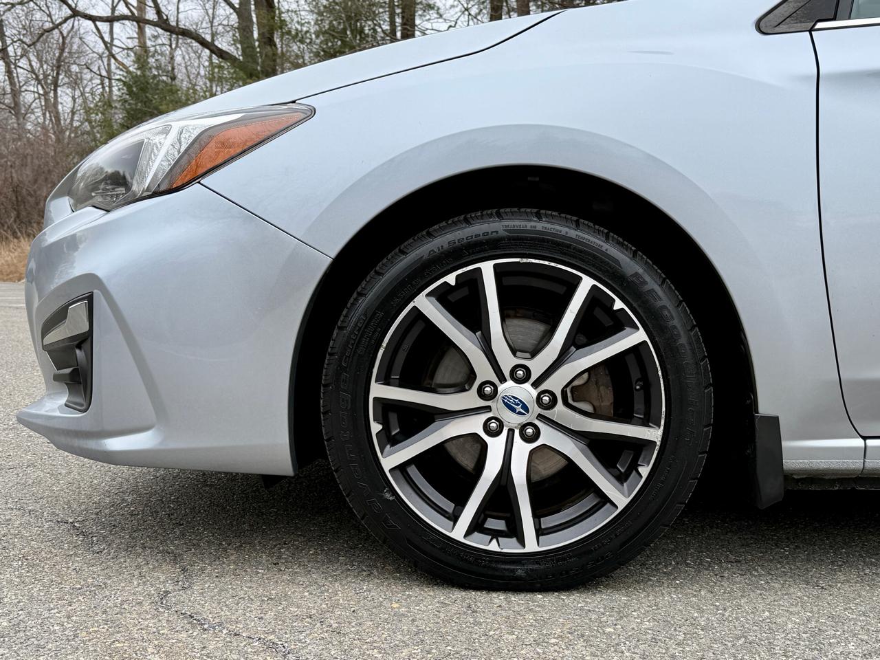 Subaru Impreza 2.0i Limited 4-door CVT 2019