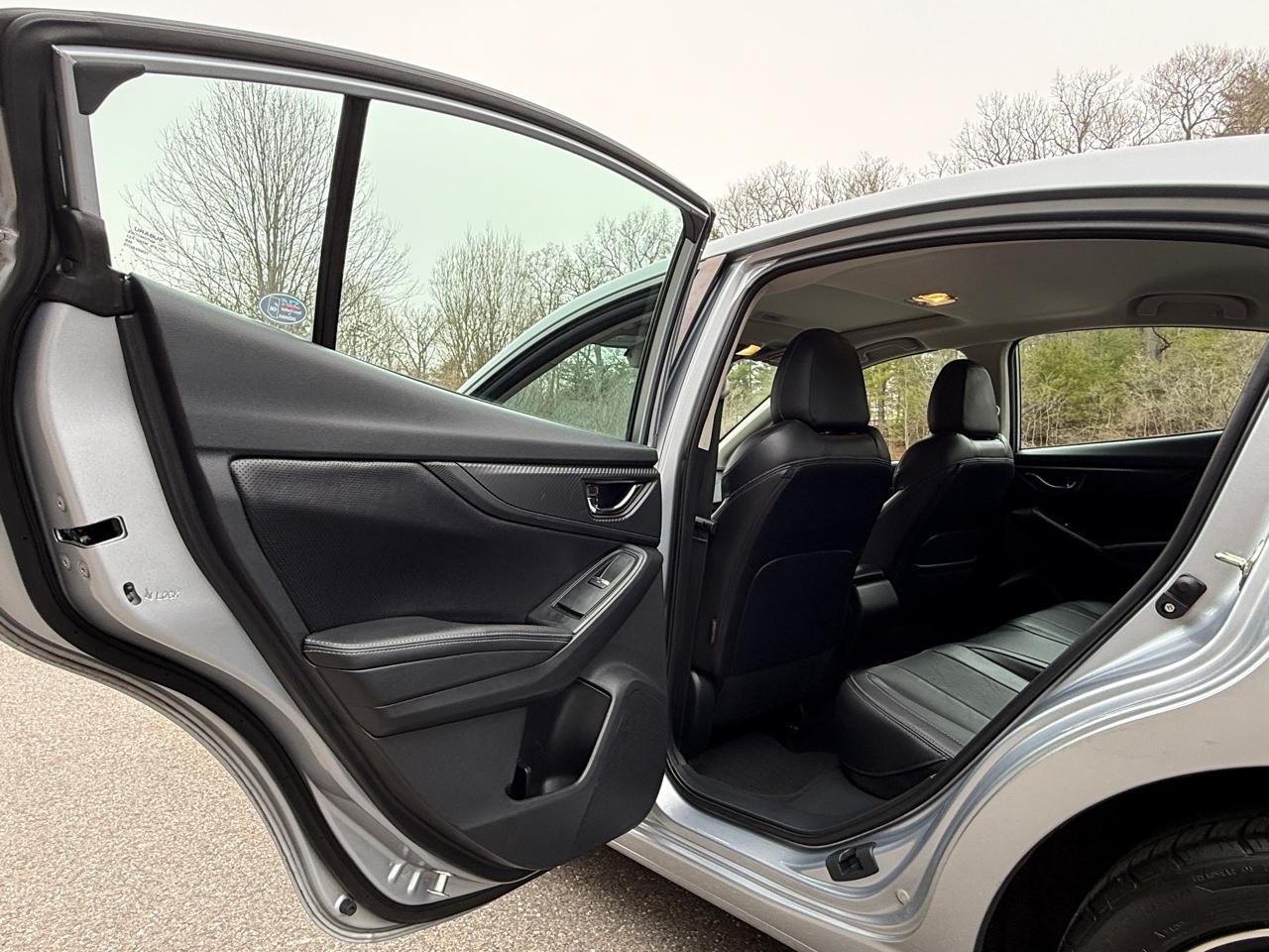 Subaru Impreza 2.0i Limited 4-door CVT 2019