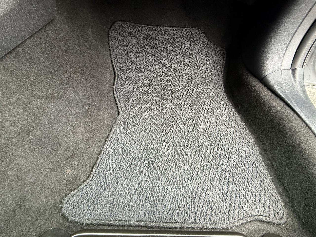 Subaru Impreza 2.0i Limited 4-door CVT 2019