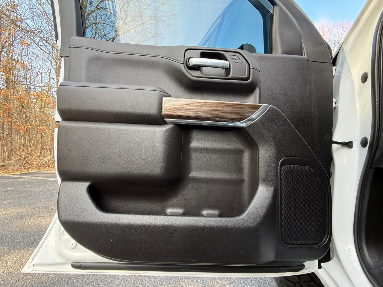 Chevrolet Silverado 1500 4WD Crew Cab 157" RST 2021