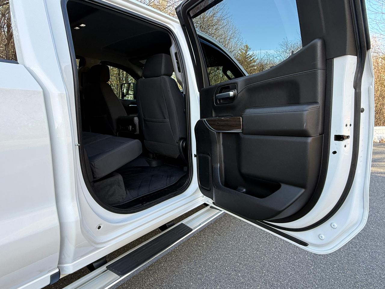 Chevrolet Silverado 1500 4WD Crew Cab 157" RST 2021