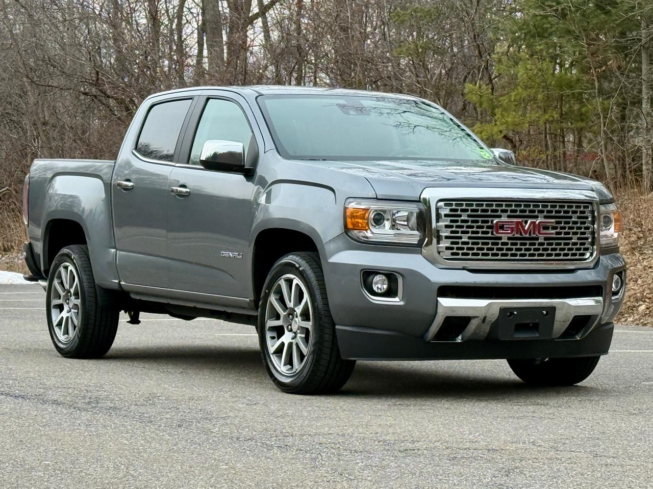 GMC Canyon 4WD Crew Cab Denali 2020