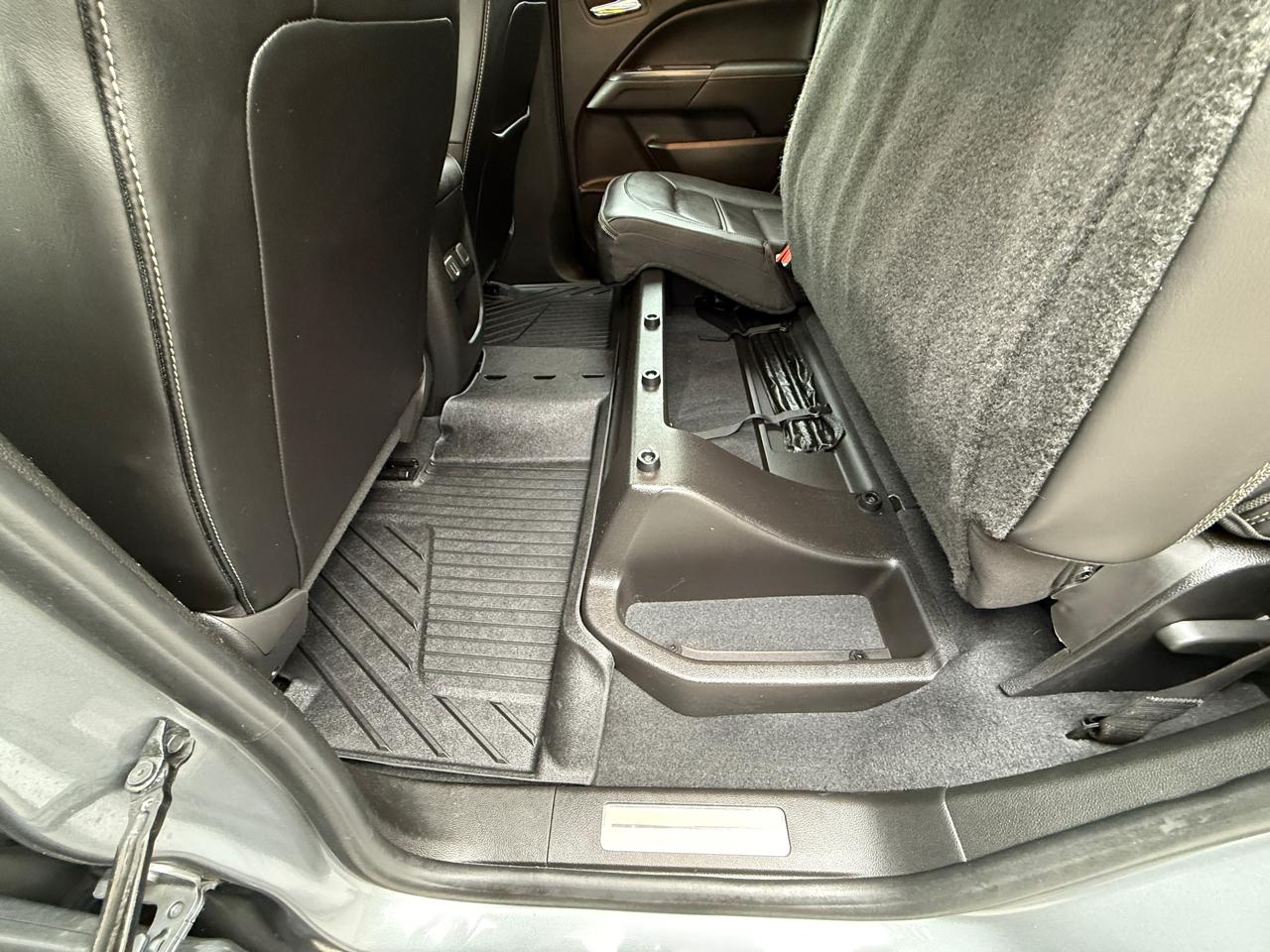 GMC Canyon 4WD Crew Cab Denali 2020