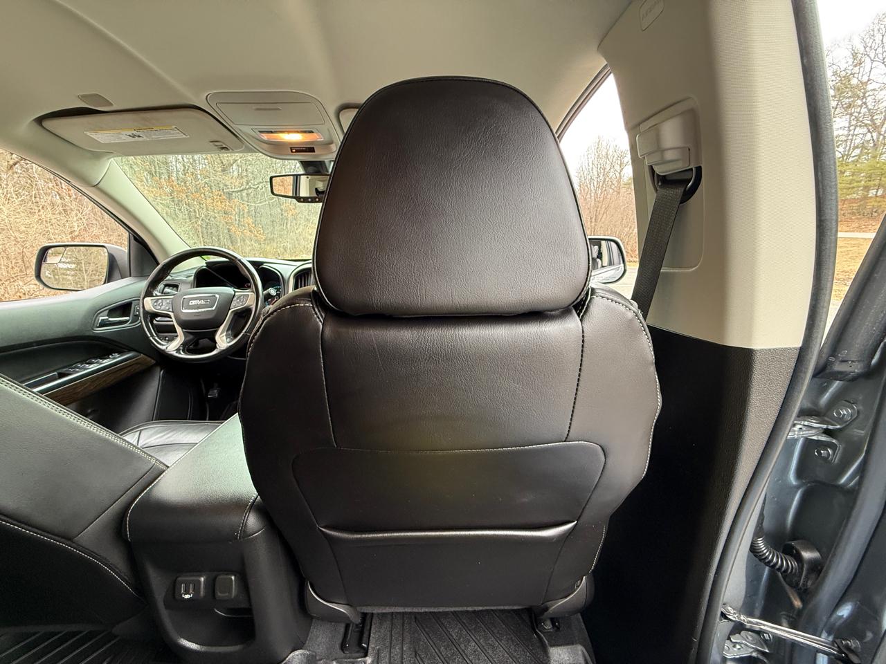 GMC Canyon 4WD Crew Cab Denali 2020