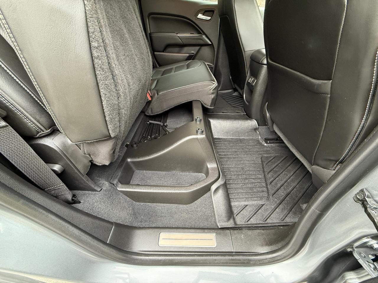 GMC Canyon 4WD Crew Cab Denali 2020