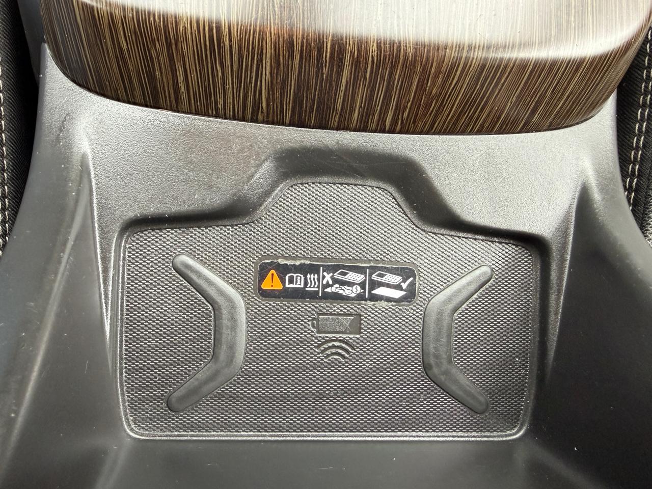 GMC Canyon 4WD Crew Cab Denali 2020