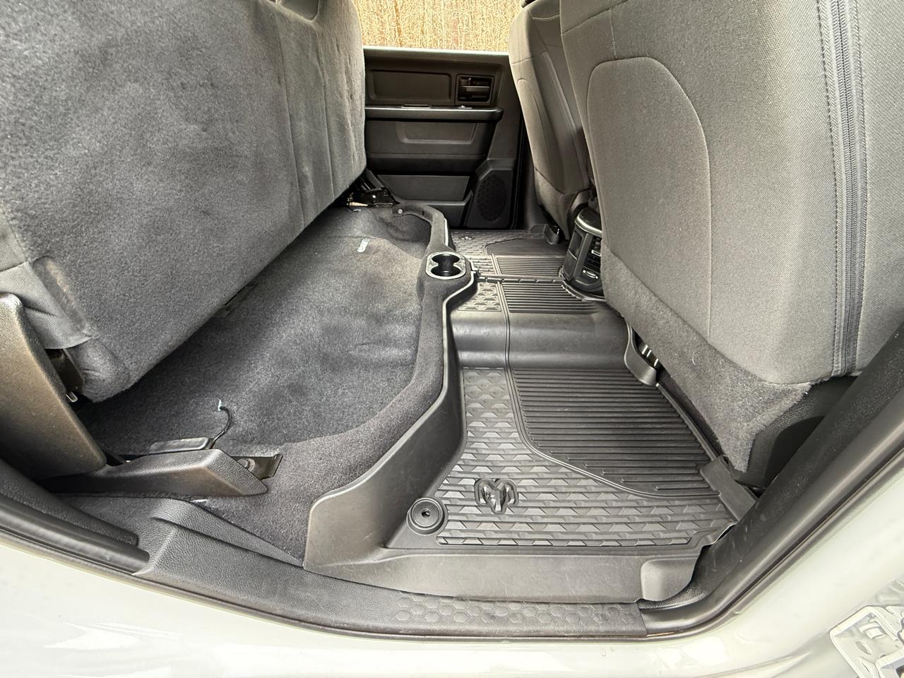 RAM 2500 Tradesman 4x4 Crew Cab 6'4" Box 2021