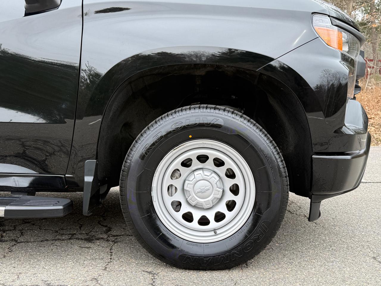 Chevrolet Silverado 1500 4WD Reg Cab 140" Work Truck 2023
