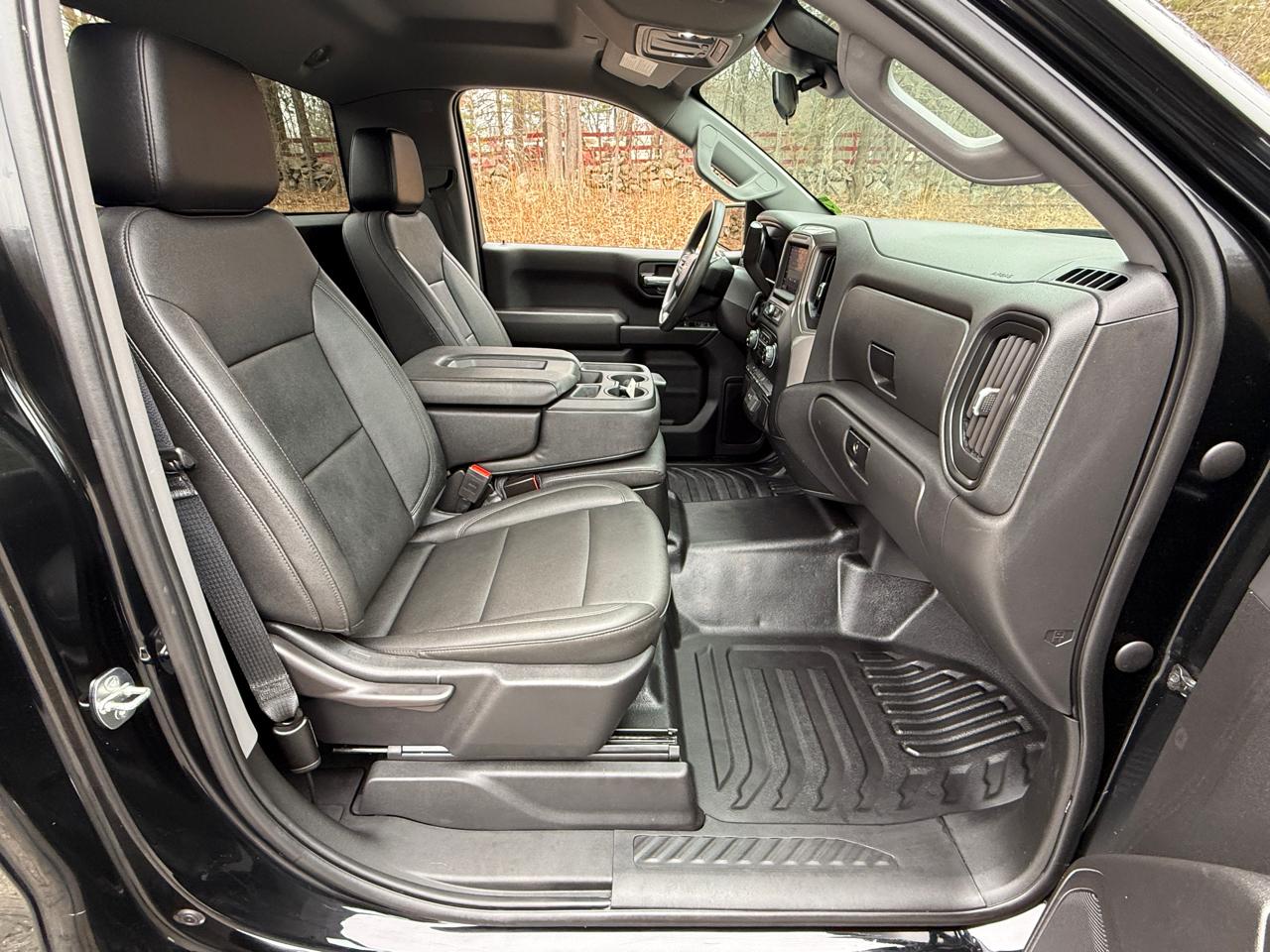 Chevrolet Silverado 1500 4WD Reg Cab 140" Work Truck 2023
