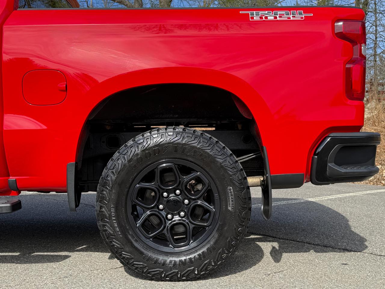Chevrolet Silverado 1500 4WD Crew Cab 147" Custom Trail Boss 2019