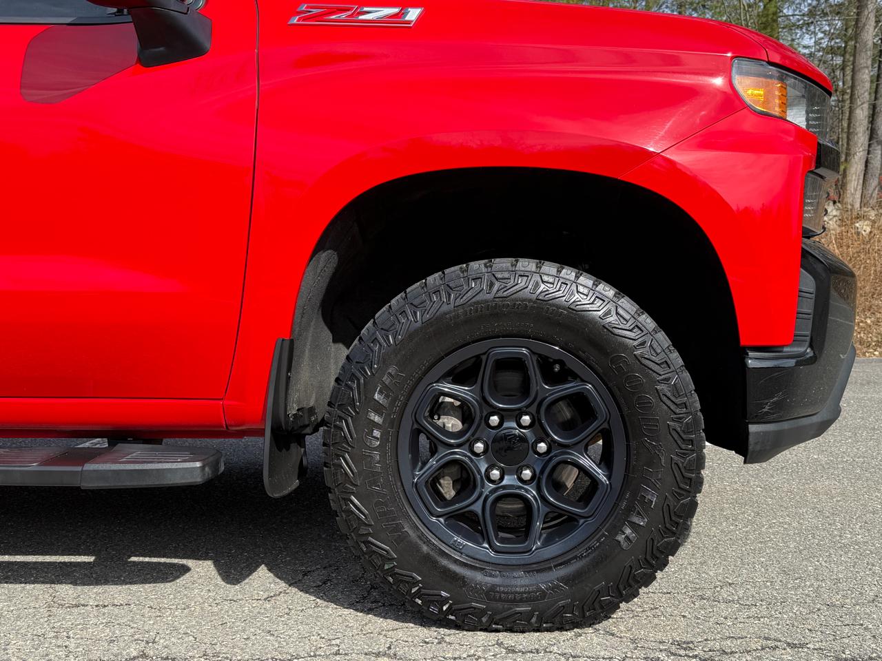 Chevrolet Silverado 1500 4WD Crew Cab 147" Custom Trail Boss 2019