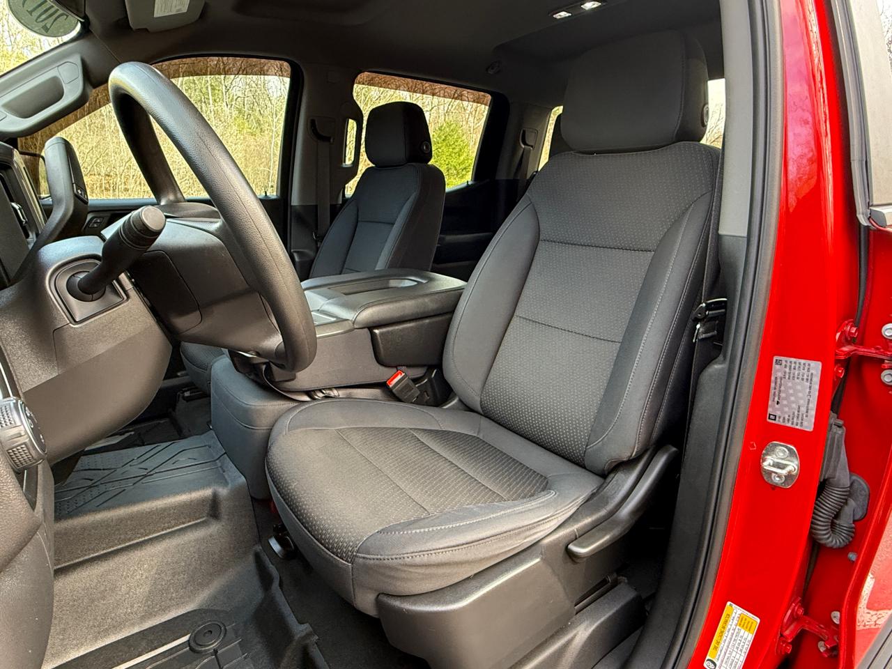 Chevrolet Silverado 1500 4WD Crew Cab 147" Custom Trail Boss 2019